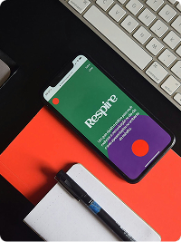 Graphic for the Discover phase: prototypes and experiments that prove feasibility