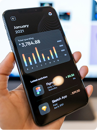 Graphic for the Launch phase: focused sprints delivering a testable MVP